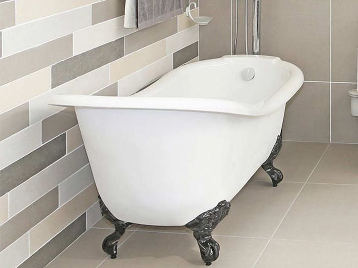 Slipper White Freestanding Bath With Black Feet - 1670 x 730mm